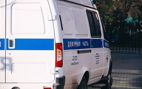 Полиция изъяла сотни литров незаконного алкоголя в Рязанской области Полиция изъяла сотни литров незаконного алкоголя в Рязанской области