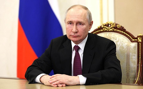 Владимир Путин поздравил с Днём учителя Владимир Путин поздравил с Днём учителя