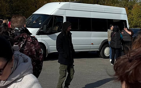 Рязанцы остались недовольны транспортом на праздник в Константиново Рязанцы остались недовольны транспортом на праздник в Константиново